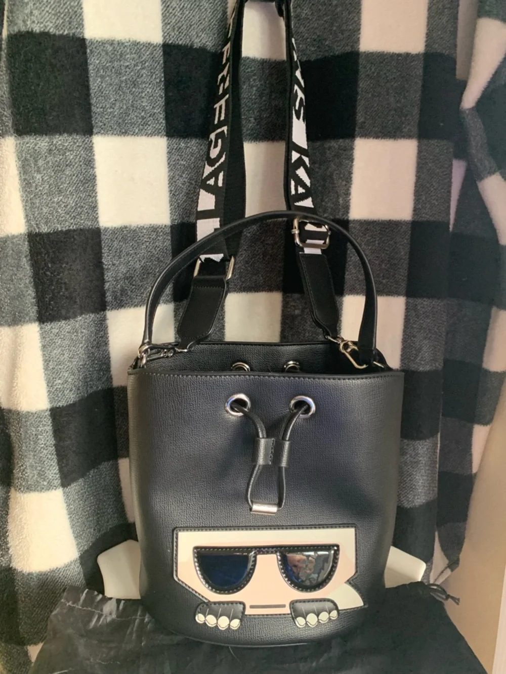 Karl Lagerfeld Black & Cream Leather Icon Drawstring Bucket Crossbody - Picture 8 of 10